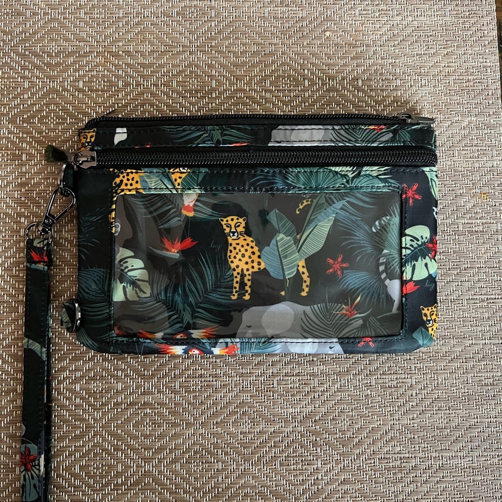 Lug Wristlet Phone Holder Wallet